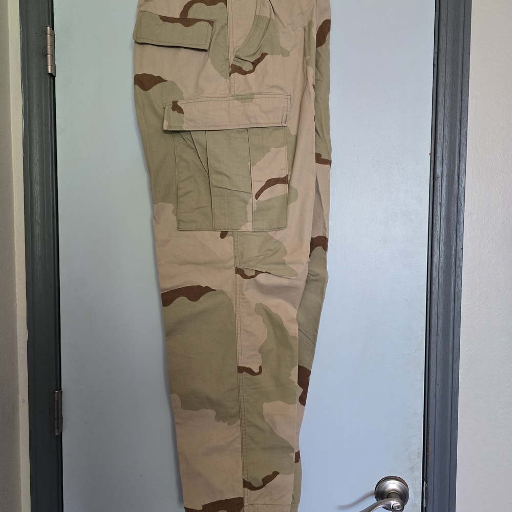 Vintage Men's Desert Camouflage Cargo Hunting Pants SIZE L